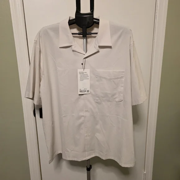 White Short Sleeve Men's Shirt - Picture 2 of 5